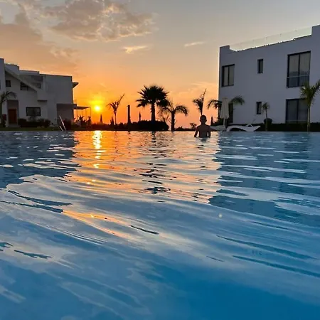 Panoramic View 250m To Sea Pool Spa Apartament Agios Nikolaos (Famagusta)