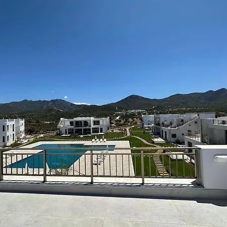 Panoramic View 250m To Sea Pool Spa